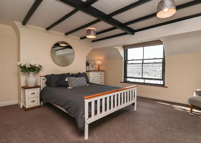 דירה Marina House *