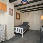 Marina House 公寓