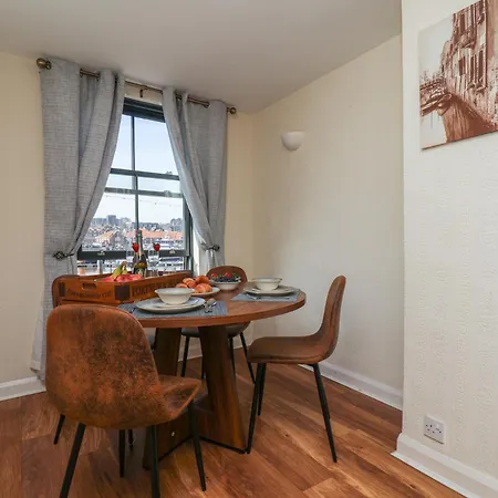 Marina House Apartment