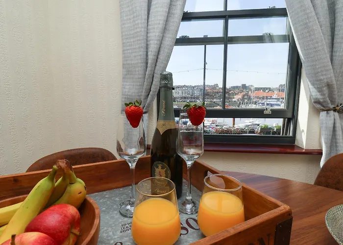 Marina House Apartment